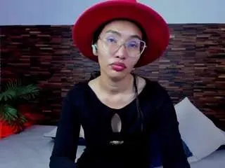 Lucyyliiu  live sex cam