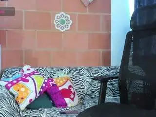 Mialove111  live sex cam