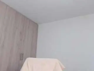 Miiamadison  live sex cam