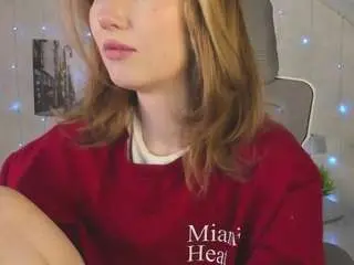 Sayl0r-moon  live sex cam