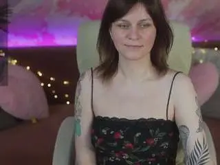 Tinamelt  live sex cam