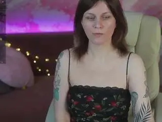 Tinamelt  live sex cam