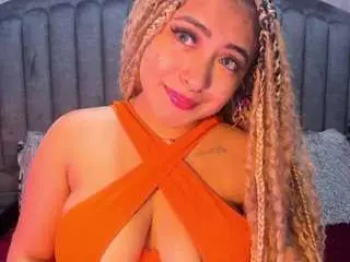 Luisa-cameron  live sex cam