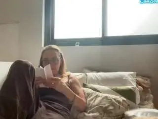 Mummiaelegance  live sex cam