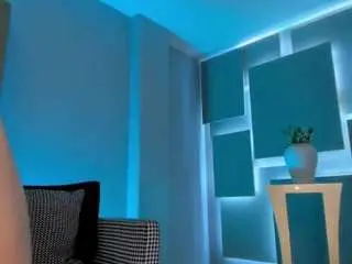 Bellastorm1  live sex cam