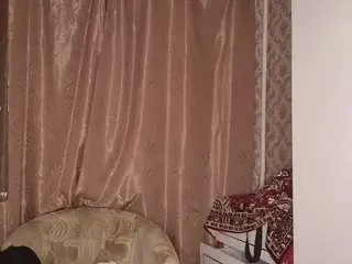 Ceciliaklutz  live sex cam