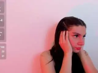 Cloee-20  live sex cam