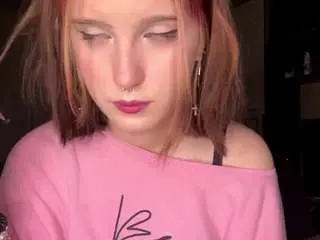 Curtiskalfa  live sex cam