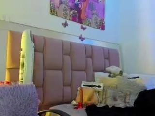 Cynthiaa  live sex cam