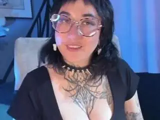 Sallylynn1  live sex cam