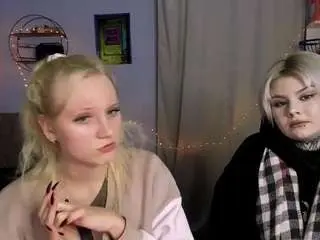 Stella-pure  live sex cam