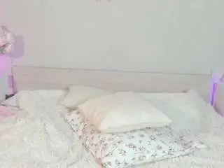 Sweeety-pie  live sex cam