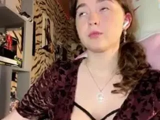 Velvetworld  live sex cam