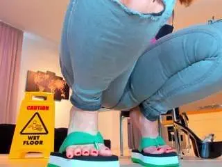 Girlsquirt  live sex cam