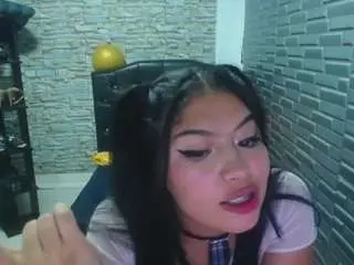 Kristall-blue  live sex cam