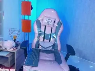 Nemesi-castel  live sex cam