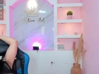 Brianaguzman  live sex cam