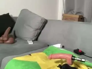 Coco-dethick  live sex cam