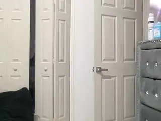 Coco-dethick  live sex cam