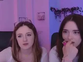 Kimi-sky  live sex cam