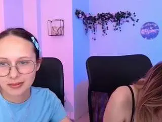 Kimi-sky  live sex cam