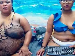 Naughtypearlxxx  live sex cam