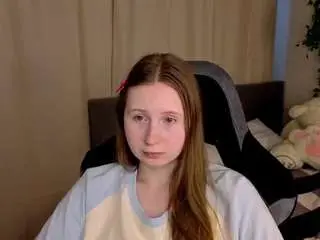 Tinylili  live sex cam