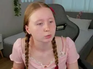 Tinylili  live sex cam