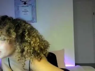 Ccsummerz  live sex cam