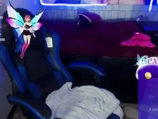 Honeyluxe  live sex cam