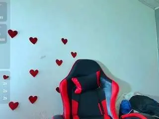 Honeyluxe  live sex cam