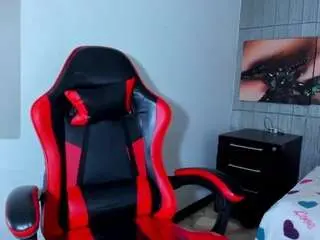 Honeyluxe  live sex cam