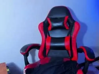 Honeyluxe  live sex cam