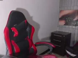 Honeyluxe  live sex cam