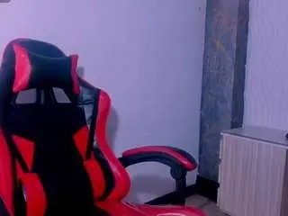 Honeyluxe  live sex cam