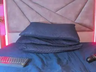 Isabela-croftt  live sex cam