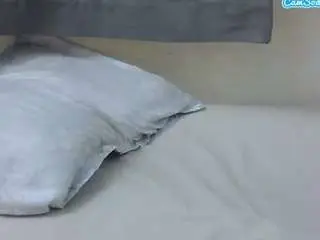 Kiki-malia  live sex cam