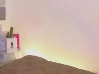 Linoshka-1  live sex cam