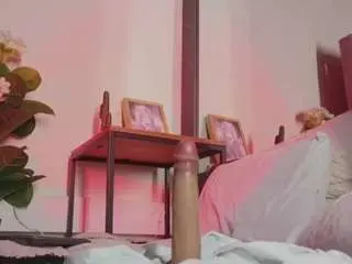 Linoshka-1  live sex cam