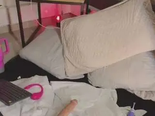 Linoshka-1  live sex cam