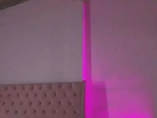 Linoshka-1  live sex cam