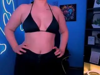 Mira-muah  live sex cam
