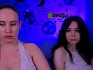 Mira-muah  live sex cam