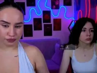Mira-muah  live sex cam