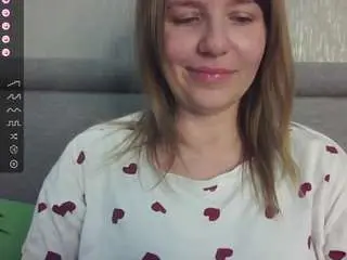 Mybadcat  live sex cam