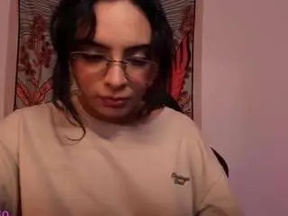 Nessaa88  live sex cam