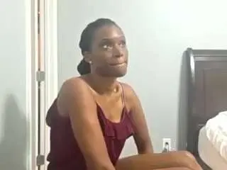 Prettybrown21  live sex cam