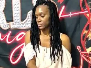 Prettybrown21  live sex cam