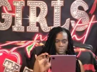 Prettybrown21  live sex cam