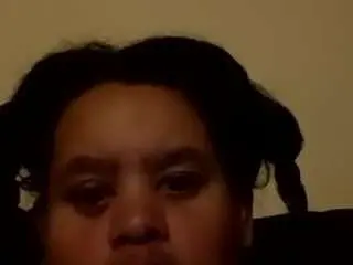 Strawberryjm  live sex cam